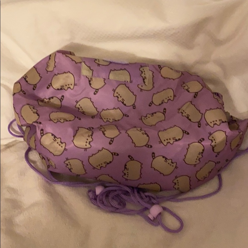 Pusheen- Drawstring Pouch with Flap. - Picture 4 of 6